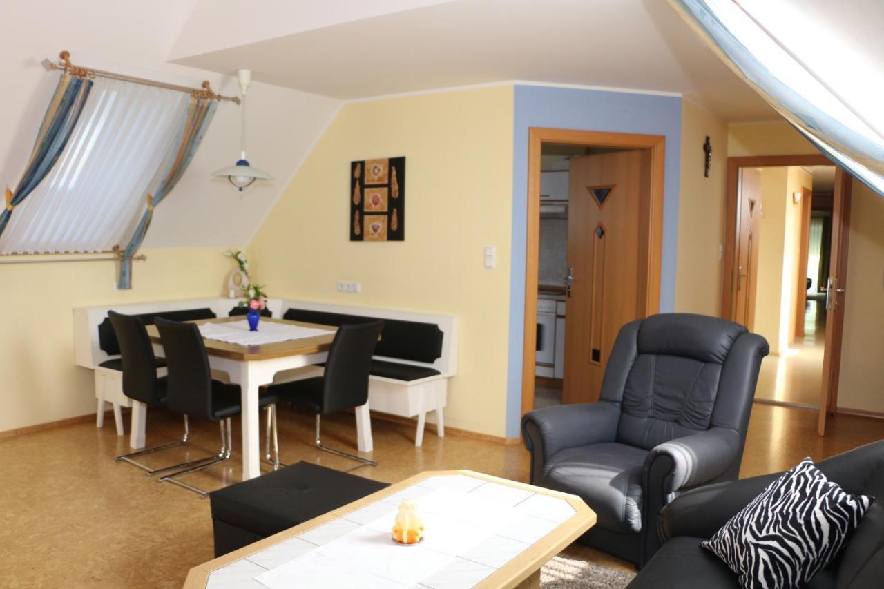 Ferienwohnung Moni Geiseldorf Ngoại thất bức ảnh